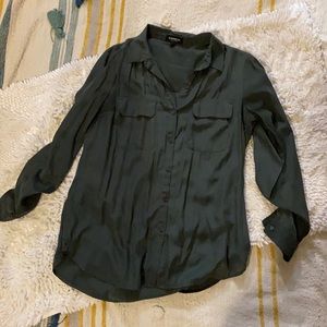 Express The City green button down